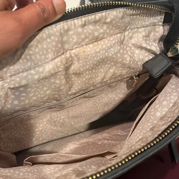 Tonni triple compartment backpack by violet ray - Picture 7 of 8